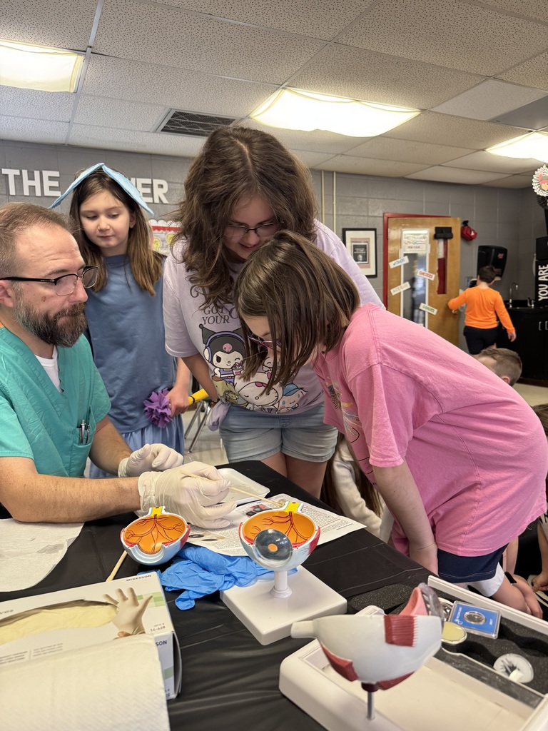 Westside Elementary's 3rd and 4th grade GT classes had the pleasure of hosting Dr. Thomas Nix, who led an incredible dissection of a cow’s eye. Our students got a front-row seat to the inner workings of anatomy, learning exactly how the parts function to help us see the world.  From holding the eye to asking some truly eye-opening questions, these amazing pupils proved they have a sharp focus for science! It was clear they had their eyes on the prize as they explored eye anatomy close.  A huge thank you to Dr. Nix for helping us see biology in a whole new way. We couldn't imagine a better hands-on learning experience! 