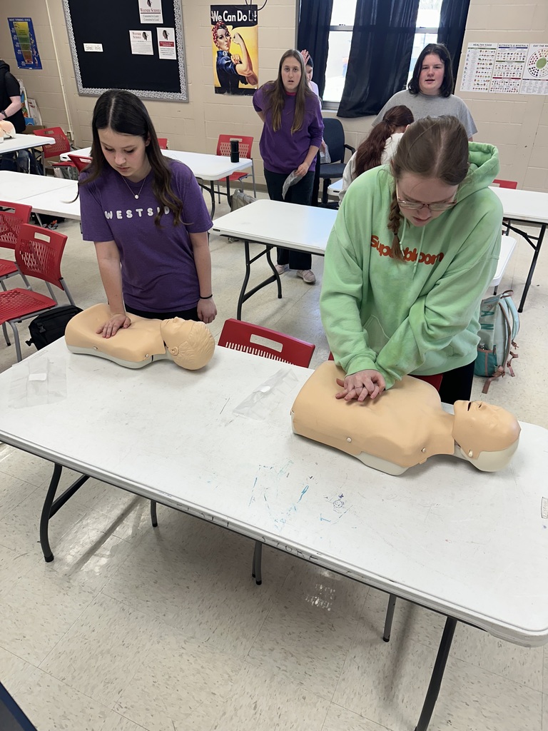 ❤️ Hands-On Learning in Action! ❤️ Coach Brittnee Schwarz’s 9th grade health class recently learned the life-saving skill of CPR! Students had the opportunity to practice and gain valuable knowledge that could one day help save a life. We are proud to see our students building real-world skills that make a difference both in and out of the classroom.