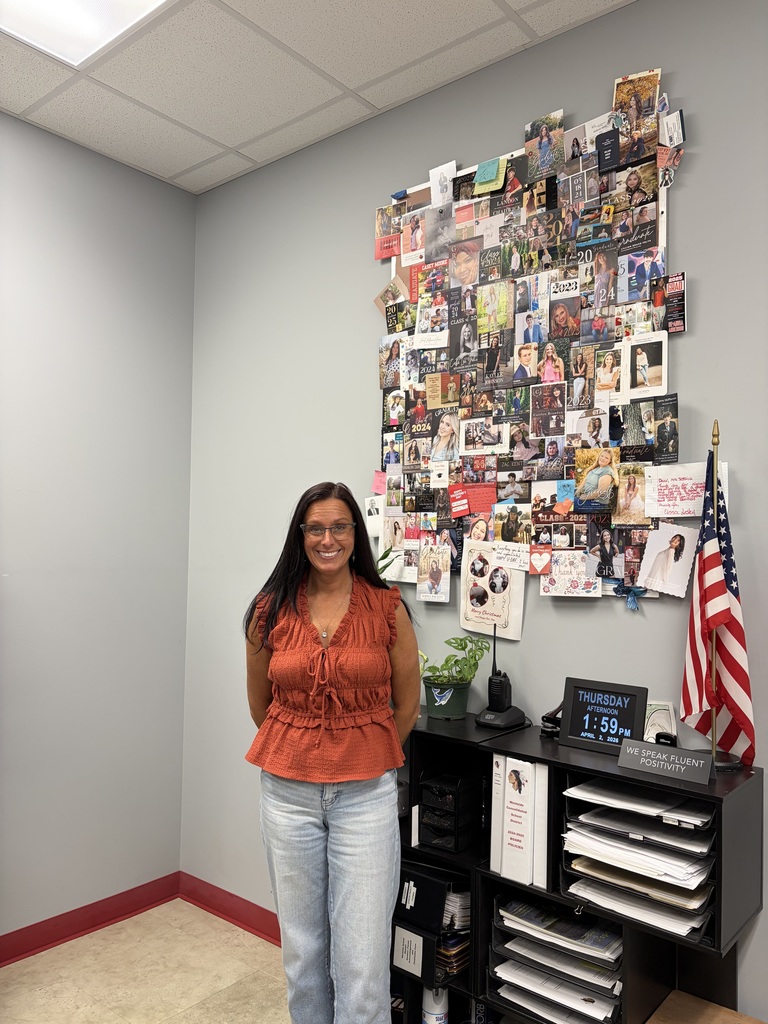 Happy Administrative Professionals Day!   Today we celebrate the amazing individuals who keep our schools running smoothly every single day. From greeting visitors and supporting staff to keeping everything organized behind the scenes, our office teams are truly the heart of Westside Schools. ❤️🤍  We are so thankful for your hard work, dedication, and the care you show our students, staff, and families each day. 🥰  Westside Elementary: Heather Pate & Georgie Jones Westside Middle School: Carment Davidson & Shannon Davis Westside High School: Jessica Kelly & Tracy Wiseman Superintendent’s Office: Dawn Passmore  Thank you for all you do—you are appreciated more than you know!
