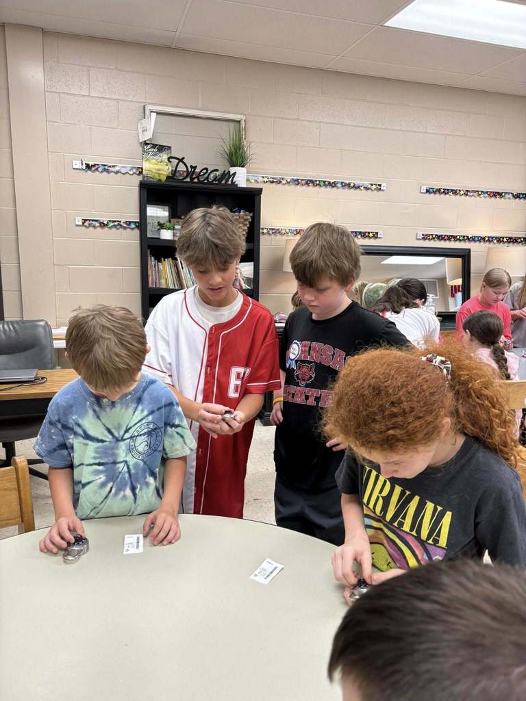 Westside Middle School was excited to welcome incoming 5th graders.  Students got to listen to the band perform, learn about some of the rules and procedures of the school, went on a tour guided by student council, and got practice with the locks.