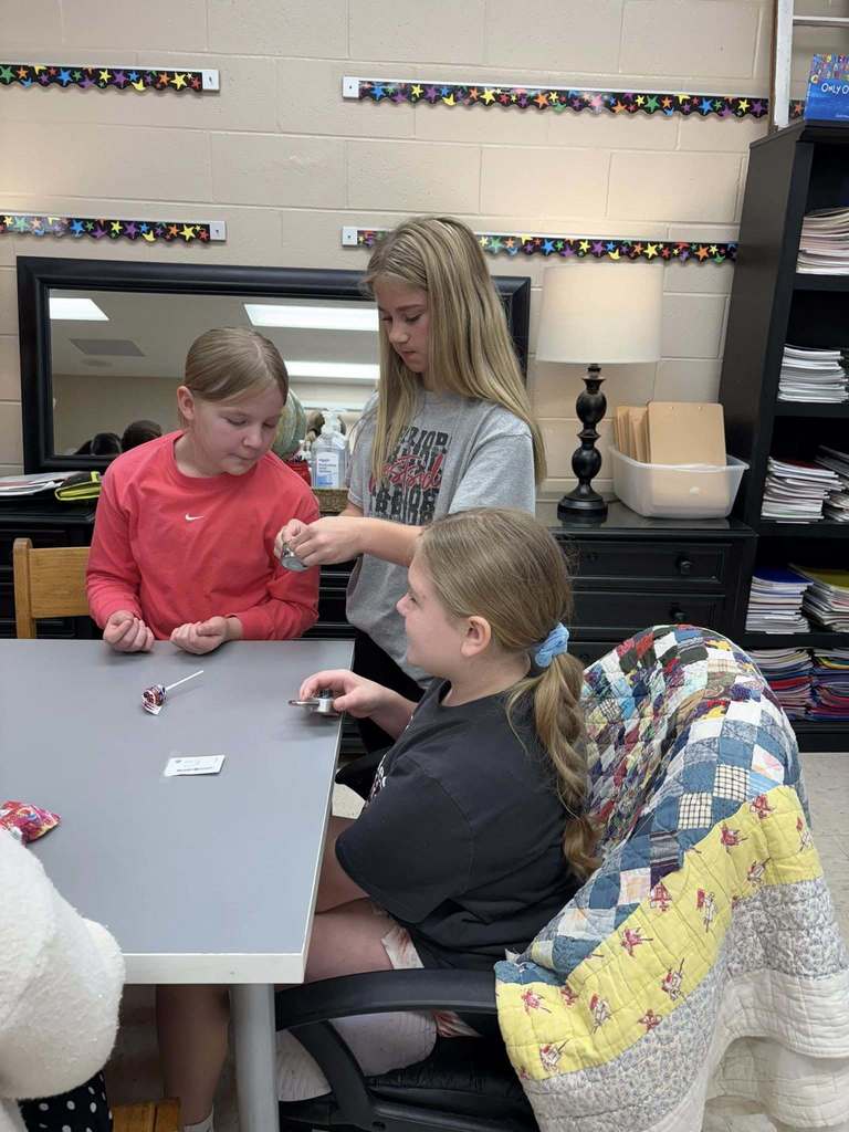 Westside Middle School was excited to welcome incoming 5th graders.  Students got to listen to the band perform, learn about some of the rules and procedures of the school, went on a tour guided by student council, and got practice with the locks.