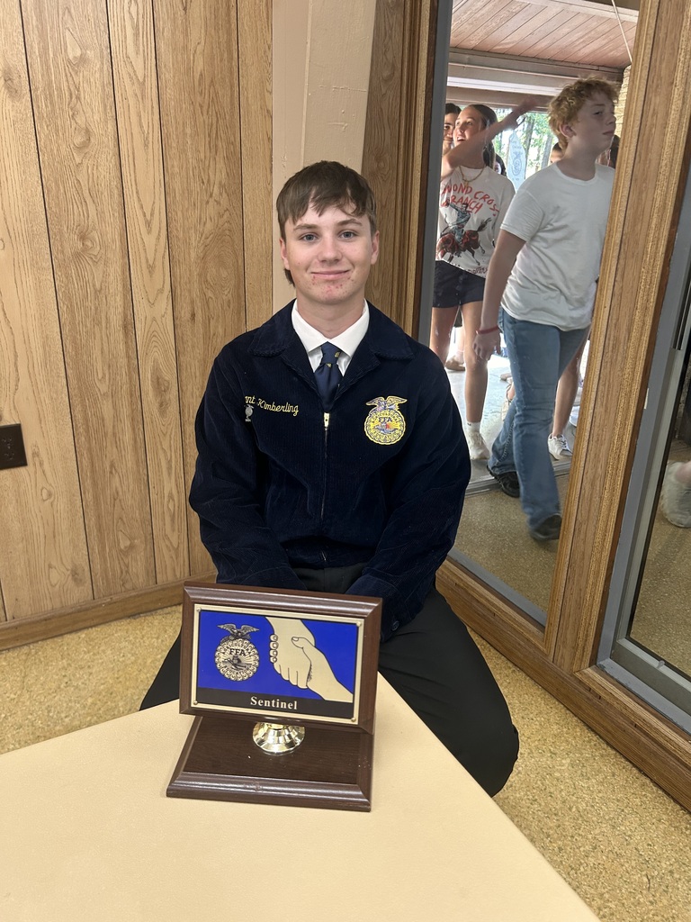 Our 2026-2027 Westside FFA Officer Team had a great time at Week 1 of the Arkansas Leadership Conference at Camp Couchdale!! Students began brainstorming big ideas to bring home to our chapter, workshopped their leadership skills, participated in community service, and bonded as a team. Westside FFA President Hannah Guerin served as the Emcee at the banquet with over 200 members, advisors, and guests present. She was also recognized as an outstanding camper by State Officer, NW District Vice President, Ben Holland. Hannah Guerin, Grant Kimberling, Cali Kirby, and Addison Denton all participated in the opportunity to present FFA Opening and Closing Ceremonies at meals for 180+ members, advisors, and guests. We’ve got a great team this year already full of big ideas, we can’t wait to see what they accomplish!