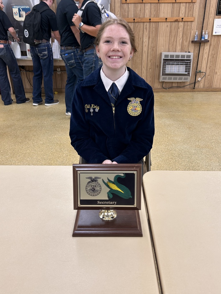 Our 2026-2027 Westside FFA Officer Team had a great time at Week 1 of the Arkansas Leadership Conference at Camp Couchdale!! Students began brainstorming big ideas to bring home to our chapter, workshopped their leadership skills, participated in community service, and bonded as a team. Westside FFA President Hannah Guerin served as the Emcee at the banquet with over 200 members, advisors, and guests present. She was also recognized as an outstanding camper by State Officer, NW District Vice President, Ben Holland. Hannah Guerin, Grant Kimberling, Cali Kirby, and Addison Denton all participated in the opportunity to present FFA Opening and Closing Ceremonies at meals for 180+ members, advisors, and guests. We’ve got a great team this year already full of big ideas, we can’t wait to see what they accomplish!