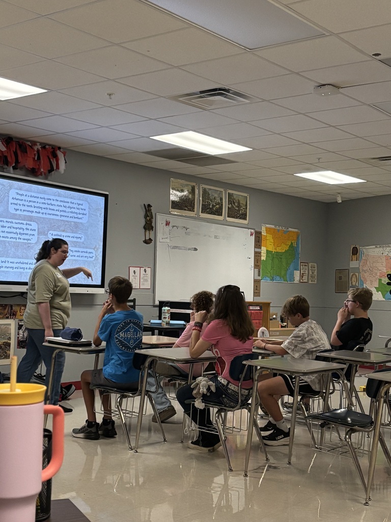 Ms. Rodgers’ history class at Westside High School recently welcomed Linley Hittenrauch with the Arkansas Secretary of State’s Office. Students learned about The Arkansas Traveler and its place in Arkansas history.  Thank you to Ms. Hittenrauch for spending time with our Warriors and bringing Arkansas history to life! ❤️🤍