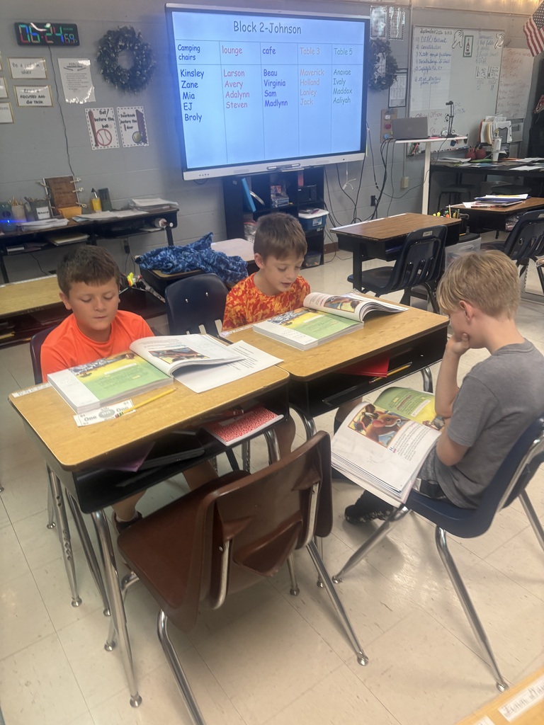 Mrs. Shannon Cox’s fourth-grade students are putting their reading skills to work through literature groups! Each student takes on a specific role—leader, timekeeper, investigator, or reporter—as they work together to reread a text and answer both explicit and inferential questions using evidence from their reading. Along the way, they’re strengthening reading comprehension, communication, and teamwork skills! Warriors putting learning into action! ❤️🤍