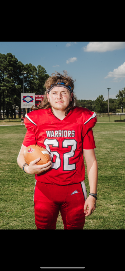 Football & Cross Country Senior Night Join us on Friday, November 6, at Warrior Stadium as we recognize our senior Football and Cross Country athletes! 🏈 Football Seniors Ashdon Pickering Austin Statler Austin Wooldridge Brayden Willis Hunter Kaja Jensen Kaja Kai Cambron Landon Pickering 🏃 Cross Country Senior Kyler Sharp The Senior Night ceremony will begin promptly at 6:20 p.m. Athletes and escorts should arrive by 6:05 p.m. Come help us celebrate these Warriors and their time representing Westside! ❤️🤍