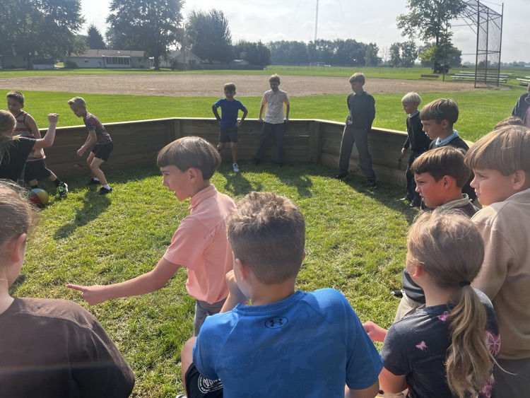 Gaga ball