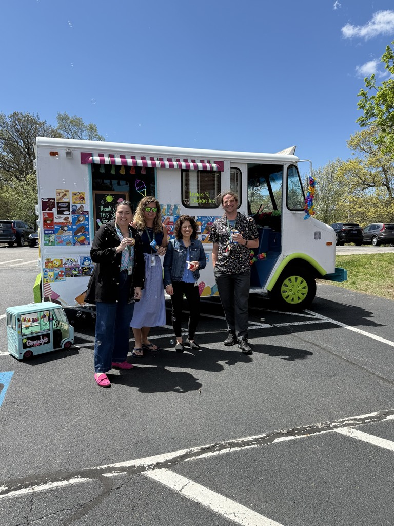 Teachers with ice cream