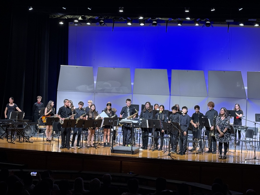 Band wideshot