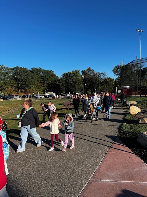 walk to school 