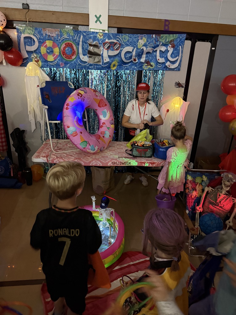 pool party!