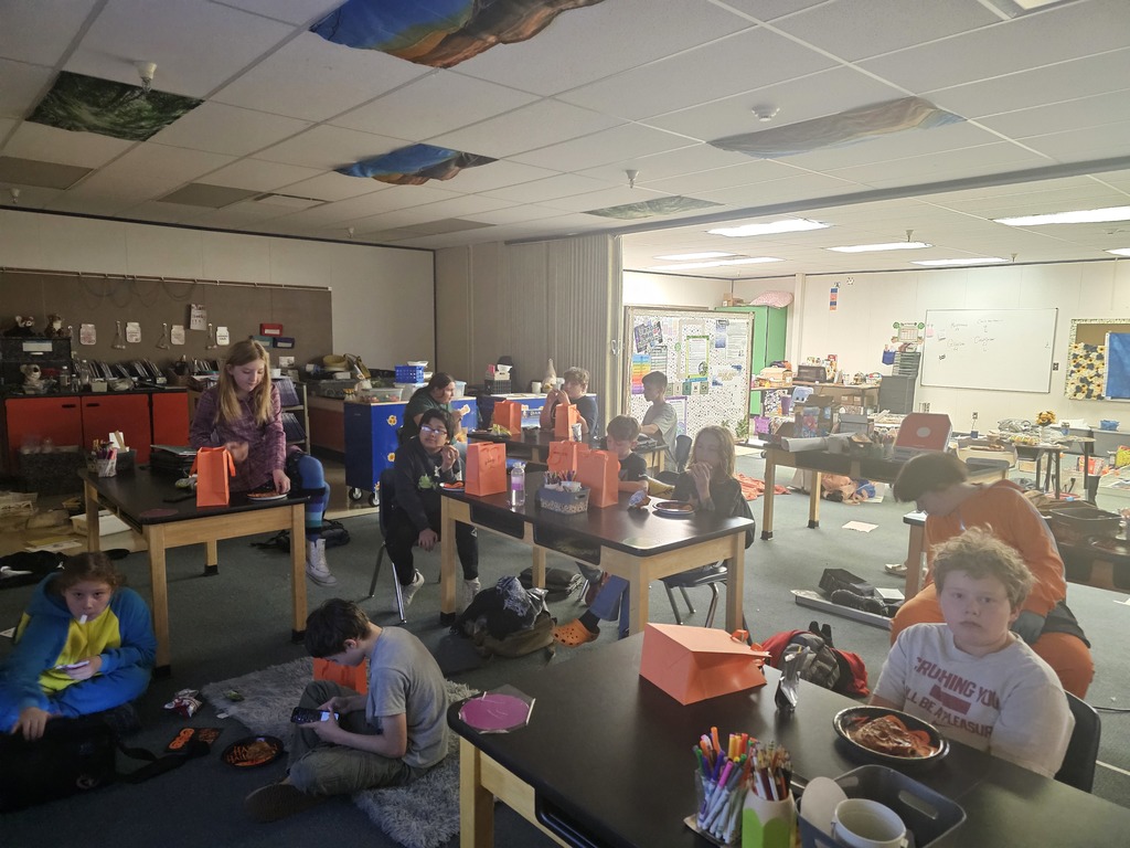 On October 29th, the New Martinsville School Robotics Teams celebrated the Halloween spirit by having a party. Thanks to the generosity and support of our parents the students had a great time. The students worked on their robots, watched a spooky movie and ate great treats. This activity really helped energize them and prepare them for the great season ahead. HAPPY HALLOWEEN!