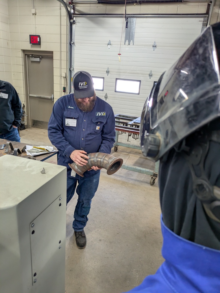 Special visitors in Welding Class