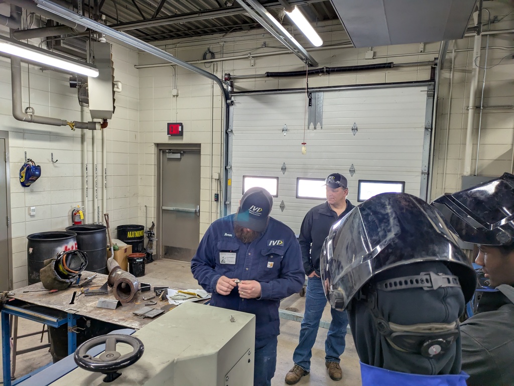 Special visitors in Welding Class