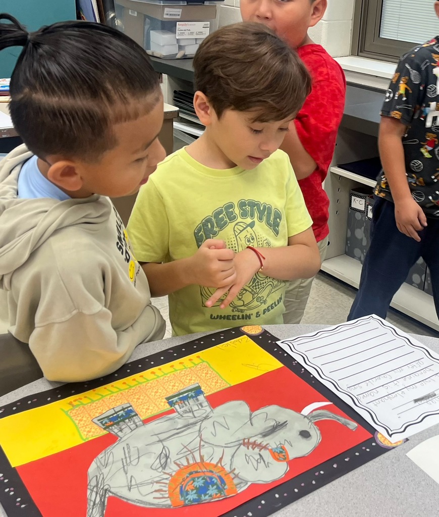 Students doing artwork