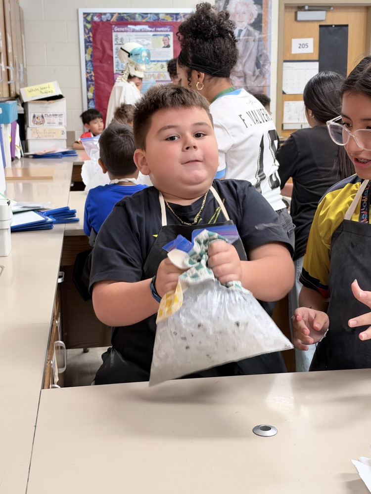 students with ice 