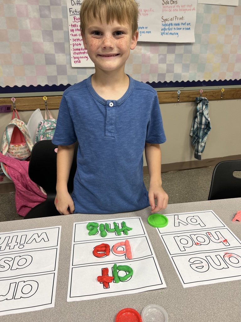 📚✨ WCC Bear Necessities After School Program ✨📚 Mrs. Slane’s 🐻 2nd graders are working hard and having FUN while learning to read and spell words! 📝💡 Using multi-sensory activities – tapping, clapping, writing, and saying their words out loud – our students are staying engaged and excited about growing their reading skills. 🎯🔤 We love watching them learn through hands-on experiences that make reading and spelling come alive! 🌟🙌 #WCCBears #BearNecessities #AfterSchoolFun #2ndGradeReaders #LearningIsFun #HandsOnLearning #FutureLeaders