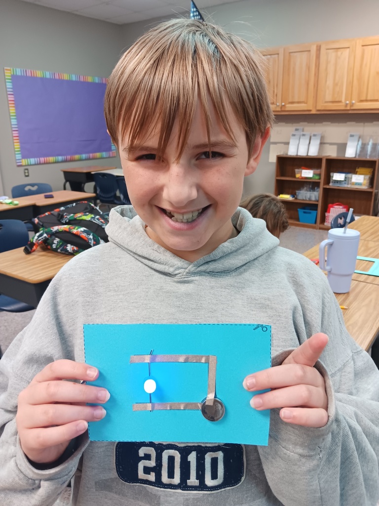 🔋💡 WCC Bear Necessities STEM Enrichment 💡🔋 Our 5th graders had an electrifying time learning about open and closed circuits! ⚡🐾 Every student successfully connected their circuits and lit them up 🔦—the excitement on their faces said it all! Hands-on learning + curious minds = so much fun and discovery! 🧠✨ #WCCBears #STEMEnrichment #FutureEngineers #HandsOnLearning