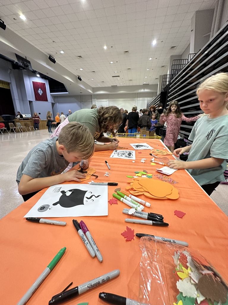 🎃 It’s the Great Pumpkin, Charlie Brown! 🍂✨  Our Bear Necessities students had an incredible theme day inspired by The Great Pumpkin, Charlie Brown! Students participated in hands-on learning across all content areas — literacy, science, math, and art! 📚🔬➕🎨  They carved pumpkins, created festive art, explored pumpkin math challenges, dissected pumpkins to study their parts, and even planted their own pumpkin seeds to grow pumpkins of their own! 🌱🎃  A special thank you to Peebles’ Farm Pumpkin Patch & Corn Maze in Augusta, Arkansas for their generous pumpkin donation that made this engaging learning day possible! 💛  #BearNecessities #WCCBears #TheGreatPumpkinCharlieBrown #HandsOnLearning #STEMinAction #ThankYouPeeblesFarm #FallFun #EngagedLearners