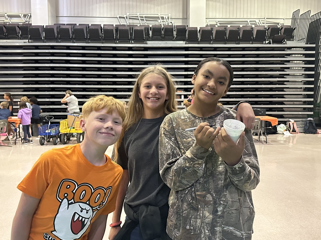 🎃 It’s the Great Pumpkin, Charlie Brown! 🍂✨  Our Bear Necessities students had an incredible theme day inspired by The Great Pumpkin, Charlie Brown! Students participated in hands-on learning across all content areas — literacy, science, math, and art! 📚🔬➕🎨  They carved pumpkins, created festive art, explored pumpkin math challenges, dissected pumpkins to study their parts, and even planted their own pumpkin seeds to grow pumpkins of their own! 🌱🎃  A special thank you to Peebles’ Farm Pumpkin Patch & Corn Maze in Augusta, Arkansas for their generous pumpkin donation that made this engaging learning day possible! 💛  #BearNecessities #WCCBears #TheGreatPumpkinCharlieBrown #HandsOnLearning #STEMinAction #ThankYouPeeblesFarm #FallFun #EngagedLearners