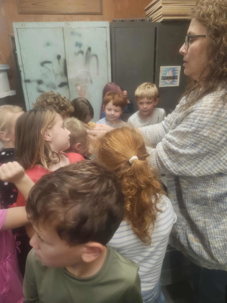 🐥🐾 Collaboration in Action at WCC! 🐾🐥  We love seeing two of our very own programs—WCC FFA and the WCC Bear Necessities After School Program—come together to create exciting, hands-on learning experiences for our students!  This week, our amazing FFA members partnered with the After School Program to give 1st-grade students the opportunity to explore the life cycle of baby chicks 🐣. From observing to asking questions, our young learners were fully engaged in real-world science in action!  👏 A huge thank you to our FFA students and sponsors for sharing their time and knowledge. When WCC programs work together, students grow, explore, and thrive! 🌱📚  #WCCBears #BearNecessities #WCCFFA #GrowingFutureLeaders #HandsOnLearning #ChickLifeCycle #StrongerTogether 🐻💛🐣