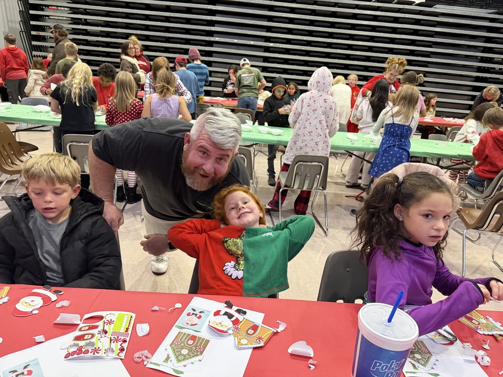🎄❤️ Bear Necessities After-School Program | Parental Involvement Night ❤️🎄 We loved welcoming our Bear families for a special Parental Involvement Night filled with Christmas cheer, creativity, and connection! Families enjoyed creating Christmas ornaments together, listening to music, and sharing the love of reading and learning through engaging activities with parents and children learning side-by-side. Watching our students develop a love for learning while spending meaningful time with their families is what Bear Necessities is all about. Thank you to our amazing parents and students for making this night so special. 🐻🎄 #BearNecessities #FamilyEngagement #LoveOfLearning #ReadingTogether #LearningTogether #MakingMemories