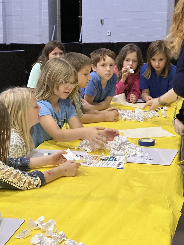 ❄️🐻 WCC Bear Necessities – Snow Exploration Theme Day! 🐻❄️ On January 29, our Bears enjoyed FIVE exciting rotations inspired by The Story of Snow: The Science of Winter’s Wonder ❄️ Literacy: Snowball sentence building, parts of speech sorting, and winter writing ➕ Math: Snowflake symmetry, geoboards, and snowman math 🧪 Science: “Snowstorm in a Jar” exploring winter weather and states of matter 🎨 Art: Snowflake salt paintings with glue, salt, and watercolor Hands-on, standards-aligned, and full of fun — even without real Arkansas snow! ❤️🖤 #WCCBears #BearNecessities #AfterSchoolAdventures #SnowExploration ❄️🐾