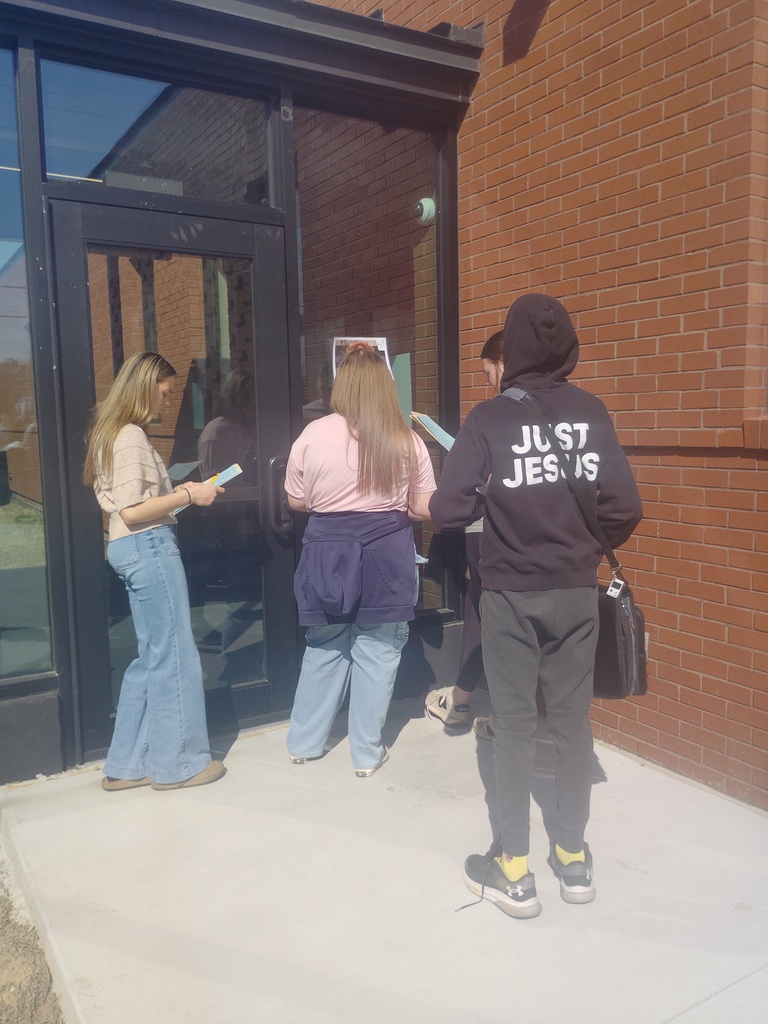 🎯📚 8th Grade English – WCC Middle School 🐻  During our Rhetorical Appeals Advertisement Activity, students actively analyzed real advertisements using ethos, pathos, and logos at varying levels of depth. Some students focused on identifying the appeals with supporting evidence, others explored how and why the appeals were used, and our advanced learners justified their thinking by analyzing the impact these techniques have on the viewer.  The result? 100% engagement, intentional differentiation, and meaningful learning as students moved beyond simply identifying rhetorical appeals to truly understanding how persuasion works in the real world.  We are proud of our students for demonstrating strong critical thinking, collaboration, and communication skills while engaging in authentic, standards-based learning.  🐻 At WCC Middle School, our students are not just learning concepts—they are learning to think, analyze, and apply their knowledge with confidence.