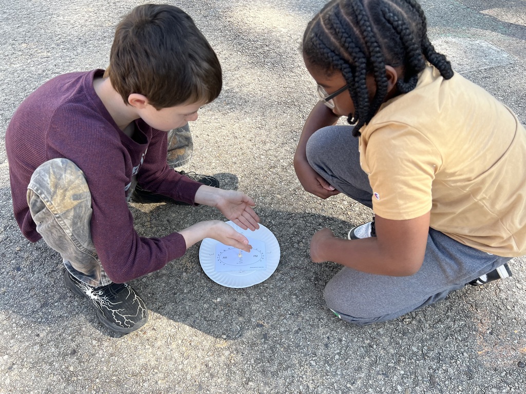 Using sundials to tell time