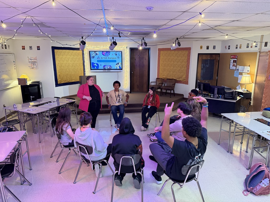 Bethany Gere with ARTx3 (the Arts and Science Center for Southeast Arkansas) visited Mr. Lewis' Oral Communication and Theater Classes.