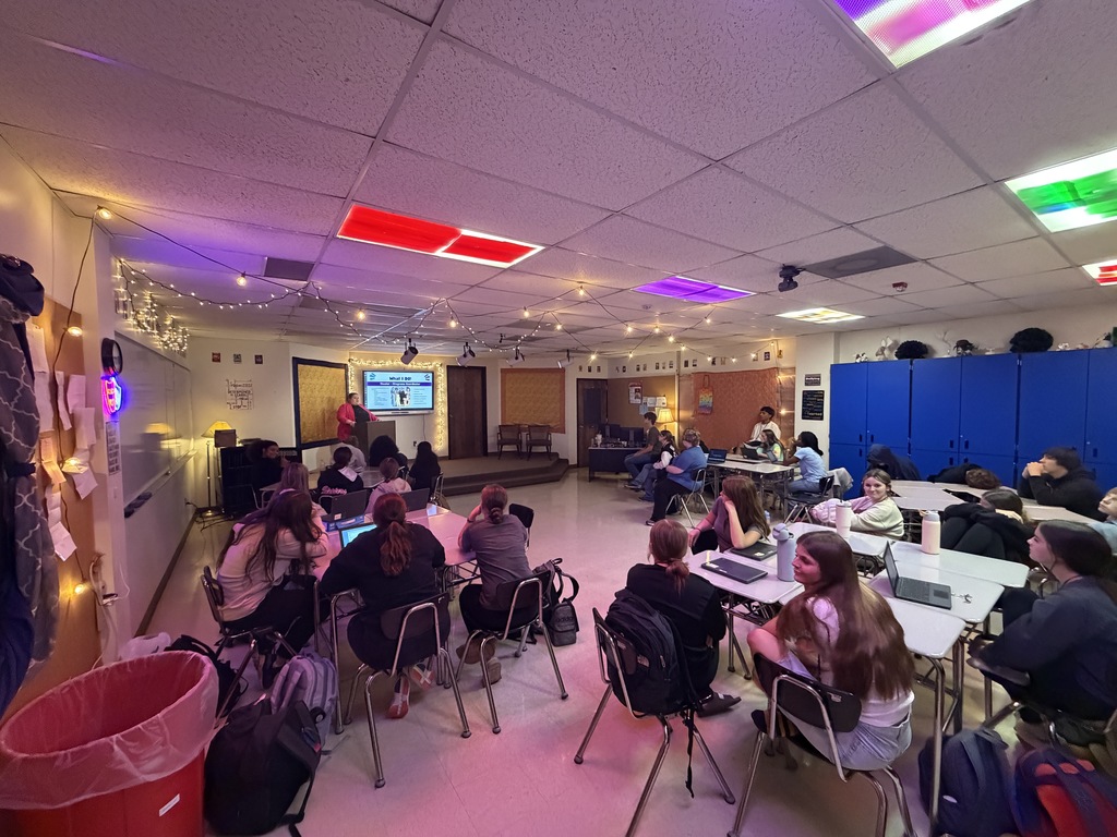 Bethany Gere with ARTx3 (the Arts and Science Center for Southeast Arkansas) visited Mr. Lewis' Oral Communication and Theater Classes.