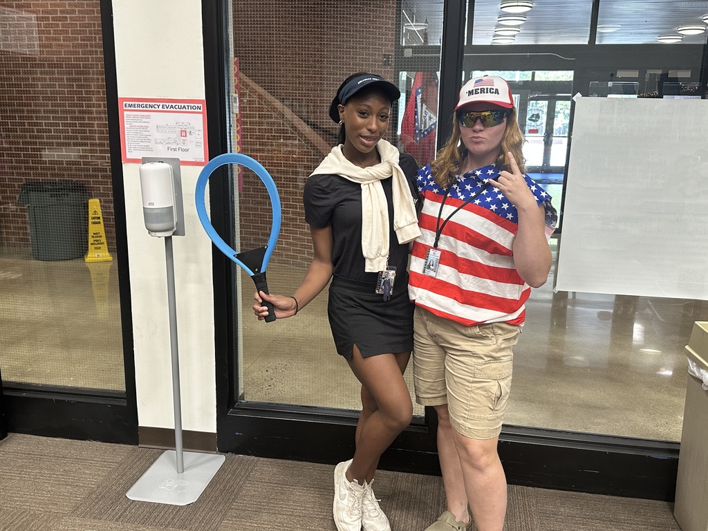 Wednesday's theme was "Country versus Country Club." 