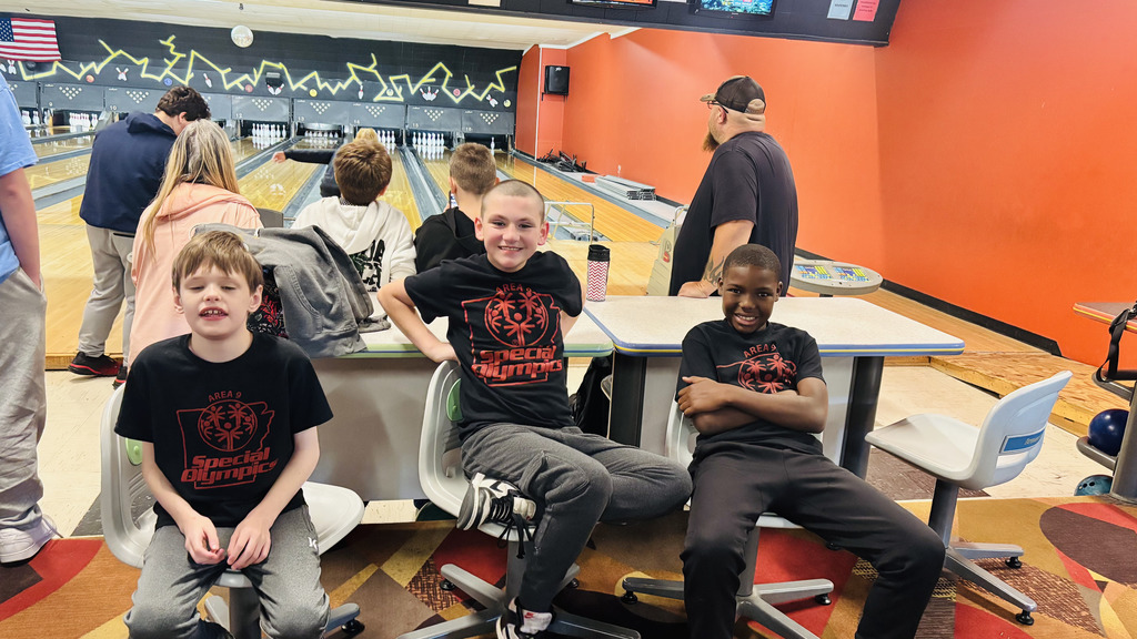 WHMS Students at the Special Olympics bowling event