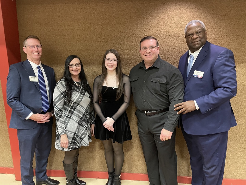 Aubrey Parker, WHHS student, receiving scholarship