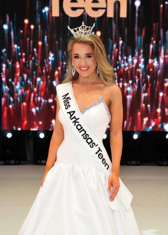 WHHS’s Presley Bennett has earned the title of the new Miss Arkansas’ Teen. Congratulations!