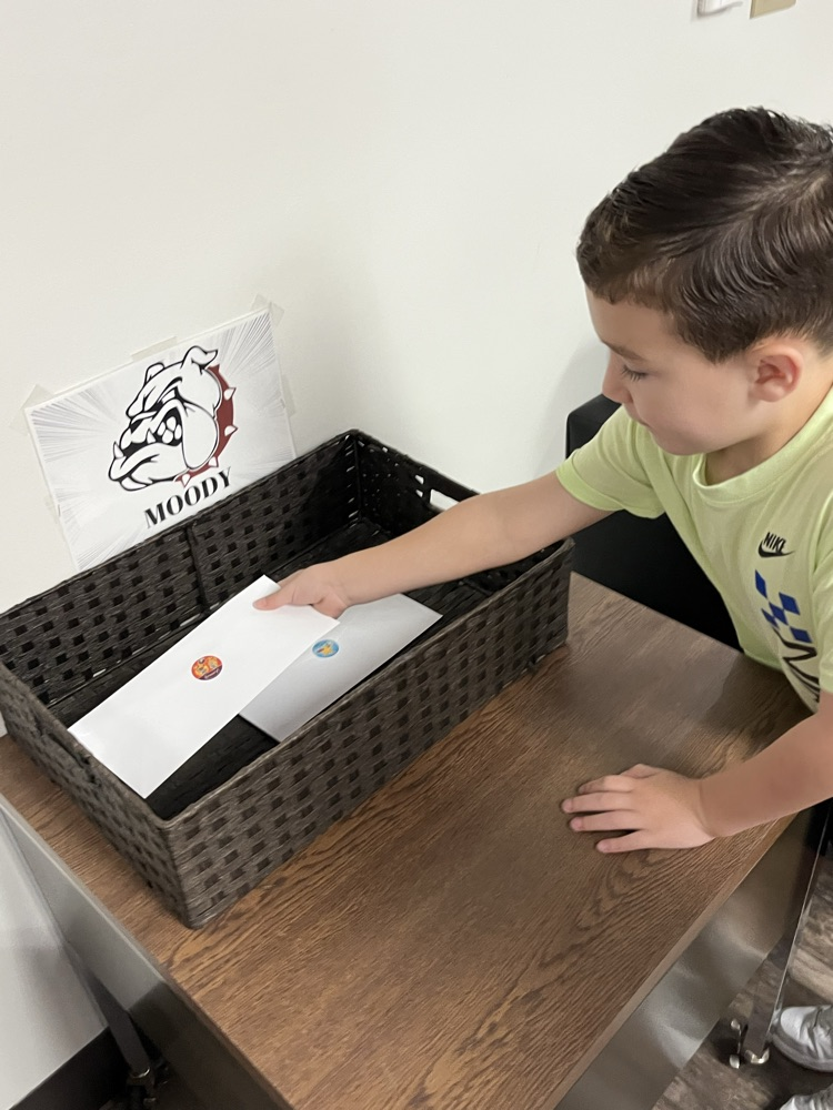 Mrs. Howard’s class has learned their home address! We dropped a letter in the office to be mailed to our home.  We have learned many facts about the post office this week. 