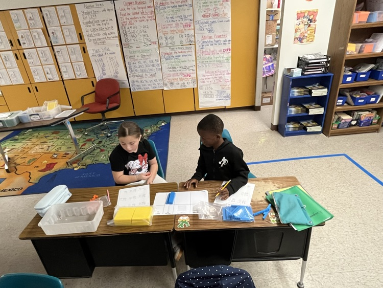 Teamwork: Subtraction with regrouping 