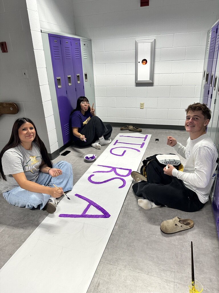 Students celebrating homecoming