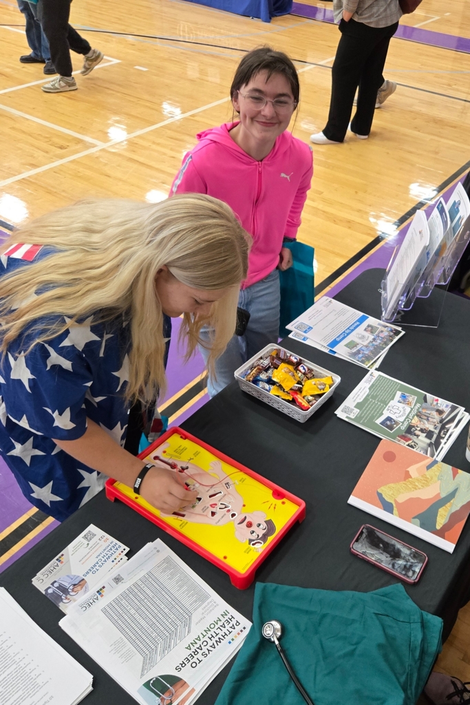 Students playing operation at the College and Career Fair.