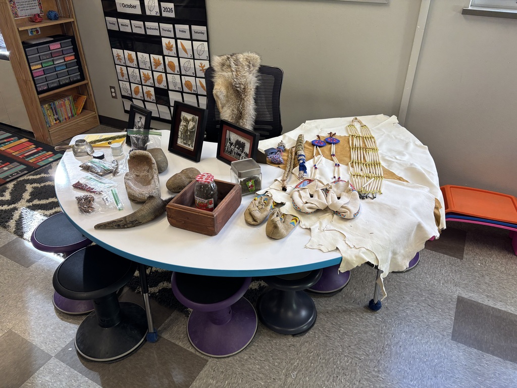 Blackfeet items