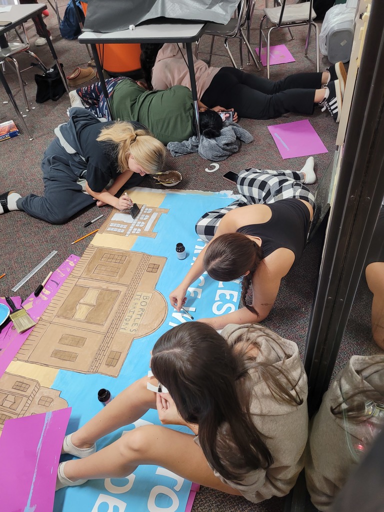 homecoming decorating