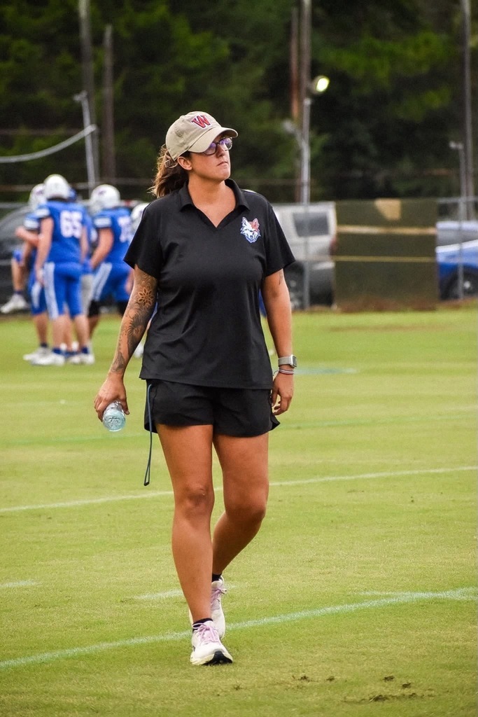 Coach Savanna Elkins