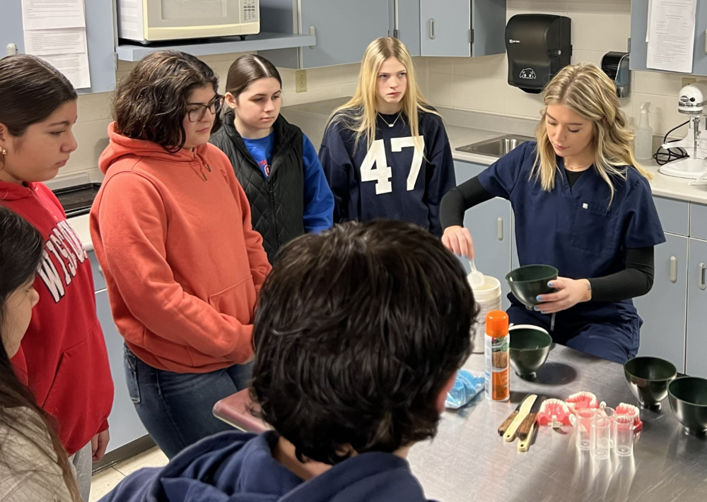 FACE Students with Dentist Visit