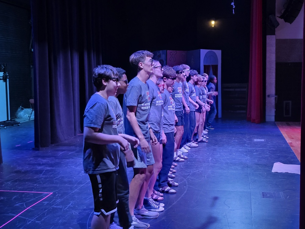 Sophomores Win Lip Sync