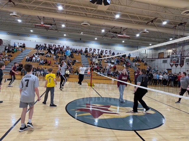 6th staff vs student volleyball