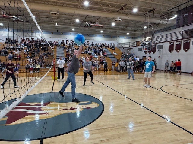 6th staff vs student volleyball