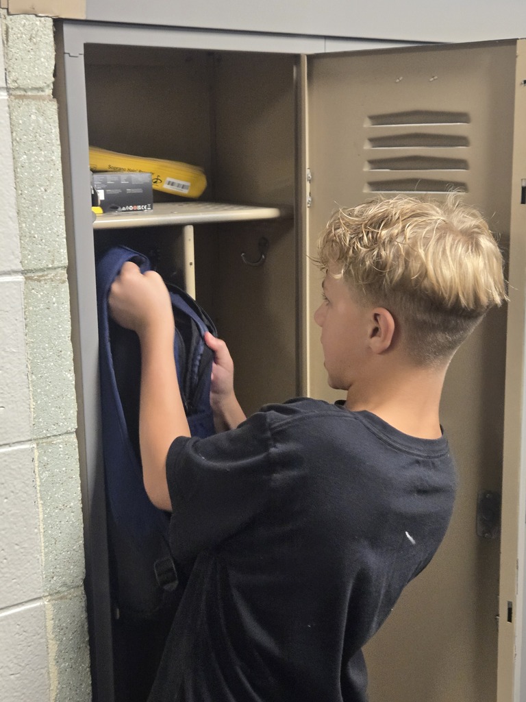 Locker at MES