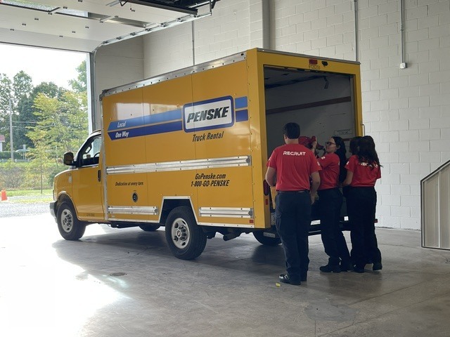 Goin' Postal Moving Help