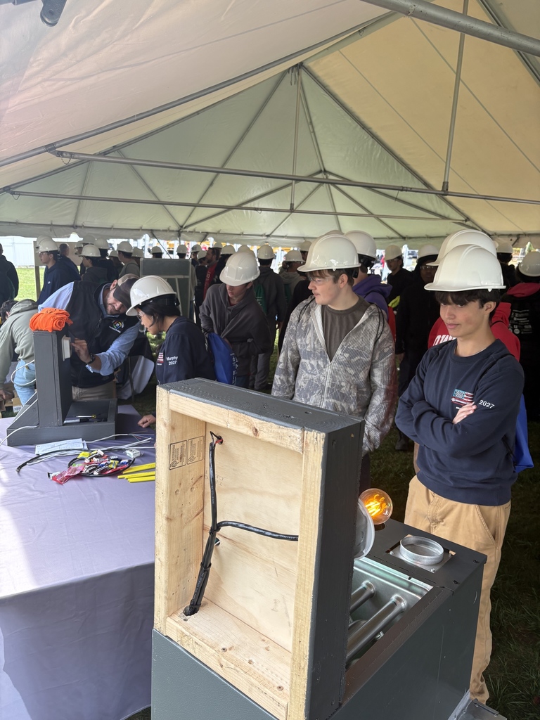 Construction Students At Bolton Fairgrounds Event