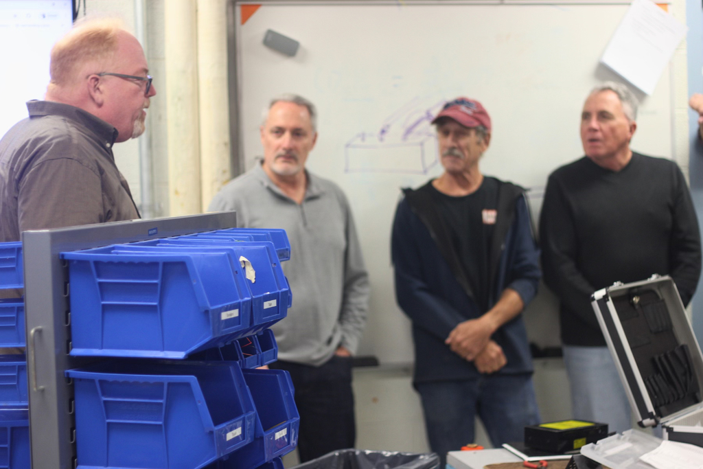 Electronics Alum Visint on 10